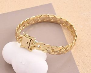 Heavy Cuban Link Gold Plated Bracelet with Clasp